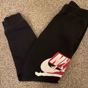Boy Nike joggers